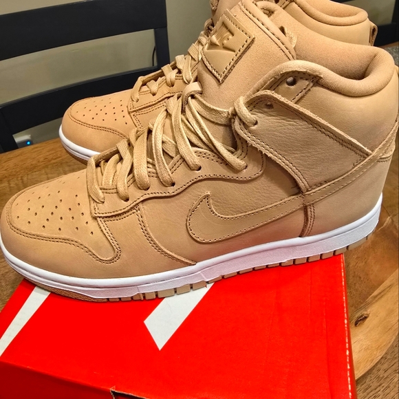 NIKE DUNK HIGH PREMIUM - Picture 2 of 6